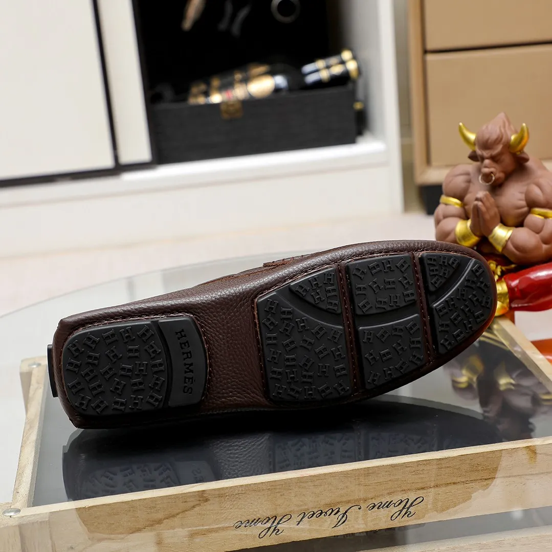 Men's shoes 💰360 🕷🕷【HERMES】The same style as Hermès counters🇨🇳Classic slip-on shoes 1:1 mold opening💯Original quality🍓Using imported first-layer cowhide🍅Pigskin lining🌶🌶Super high-end men's leather shoes🇨🇳Solid and stable Very special🍇 Color, optional! Code number 38-45……